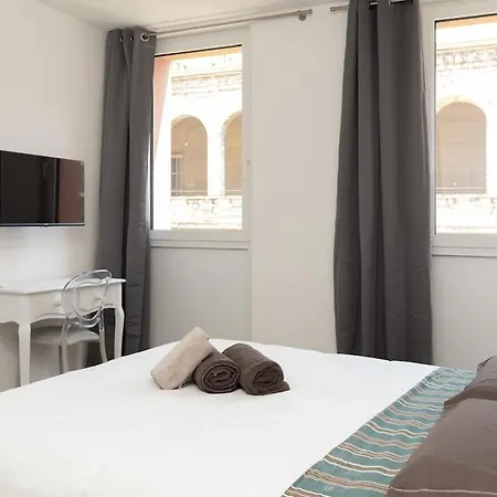 Daire Free Parking And Private Terrace Design Trieste